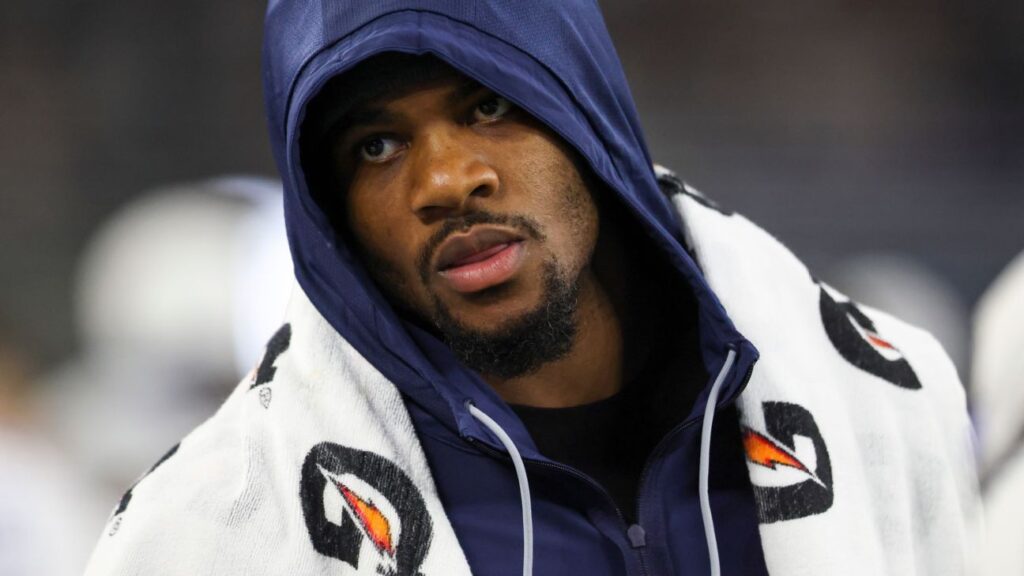 2025 NFL holdout, hold-in updates: Parsons, Hendrickson, more