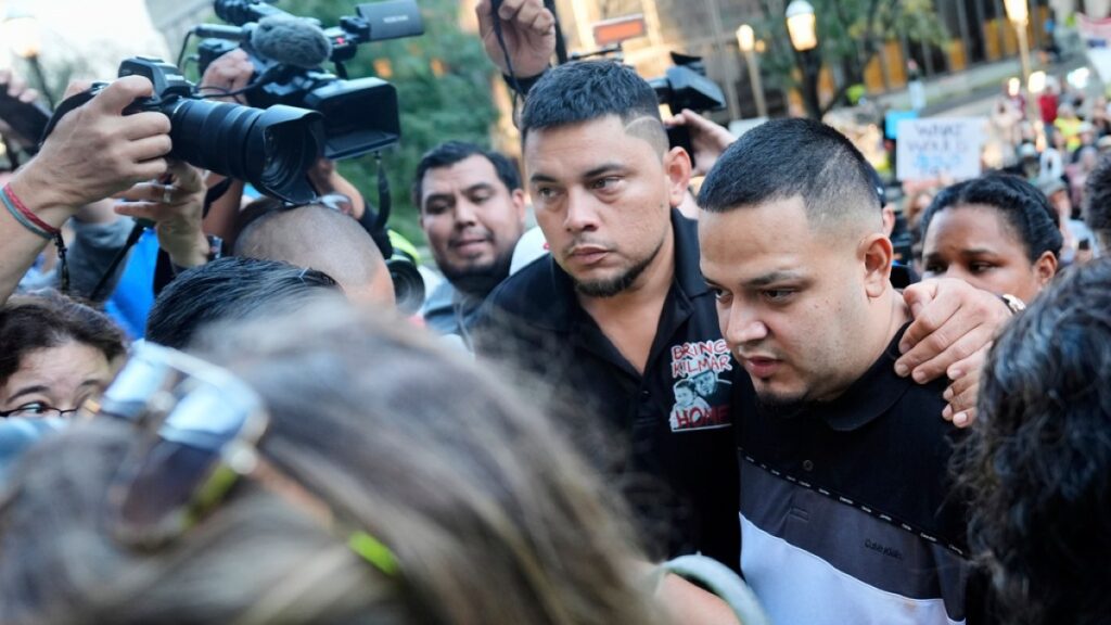Kilmar Abrego Garcia to seek asylum in the US in bid to avoid deportation | Donald Trump News
