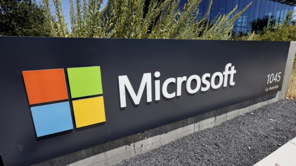 Microsoft cloud used in Israeli mass surveillance of Palestinians: Report | Israel-Palestine conflict News