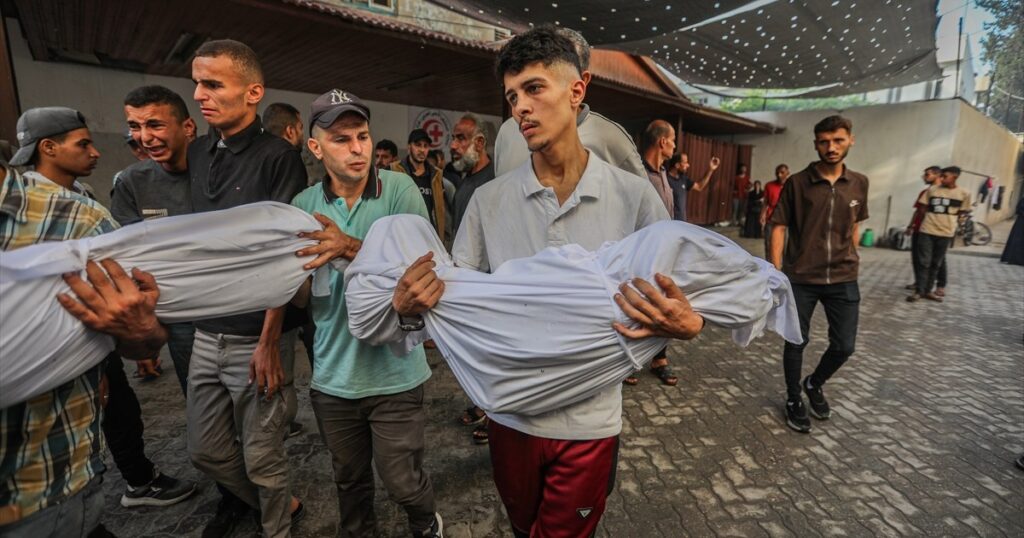 LIVE: Israel kills 39 in Gaza as Hamas reviews Trump’s proposal to end war | Israel-Palestine conflict News