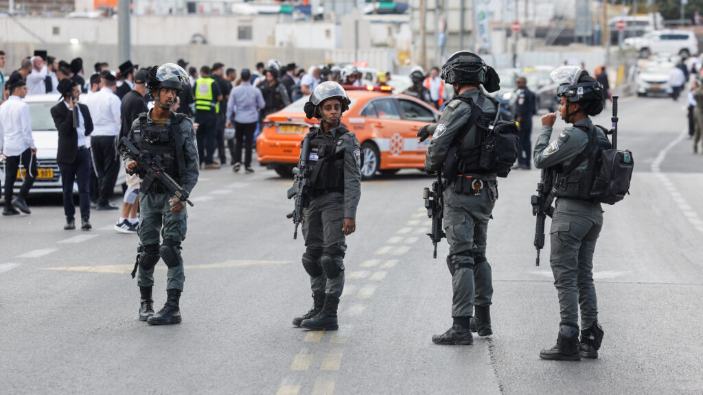Suspected Palestinian gunmen kill six people in East Jerusalem | Newsfeed