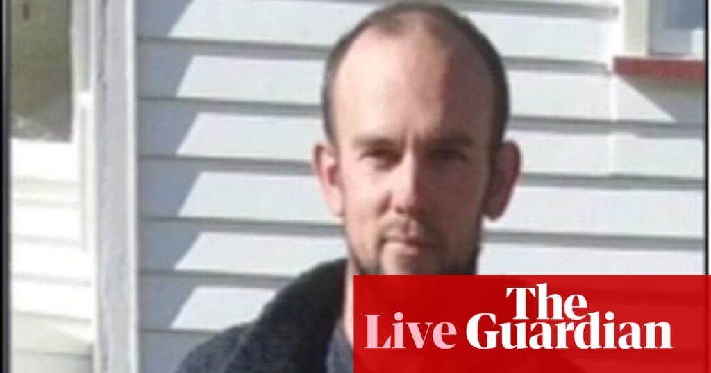 Tom Phillips shooting: NZ police race to find children before nightfall after fugitive father shot dead by police – latest updates | New Zealand