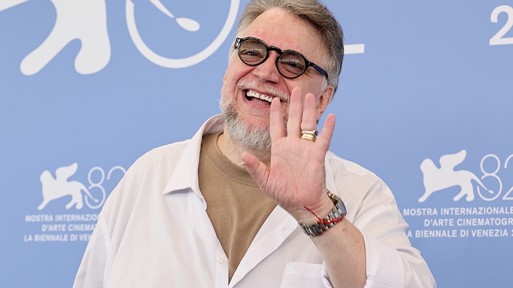Guillermo del Toro Would ‘Rather Die’ Than Use Generative AI in Films Guillermo del Toro Would 'Rather Die' Than Use Generative AI in Films