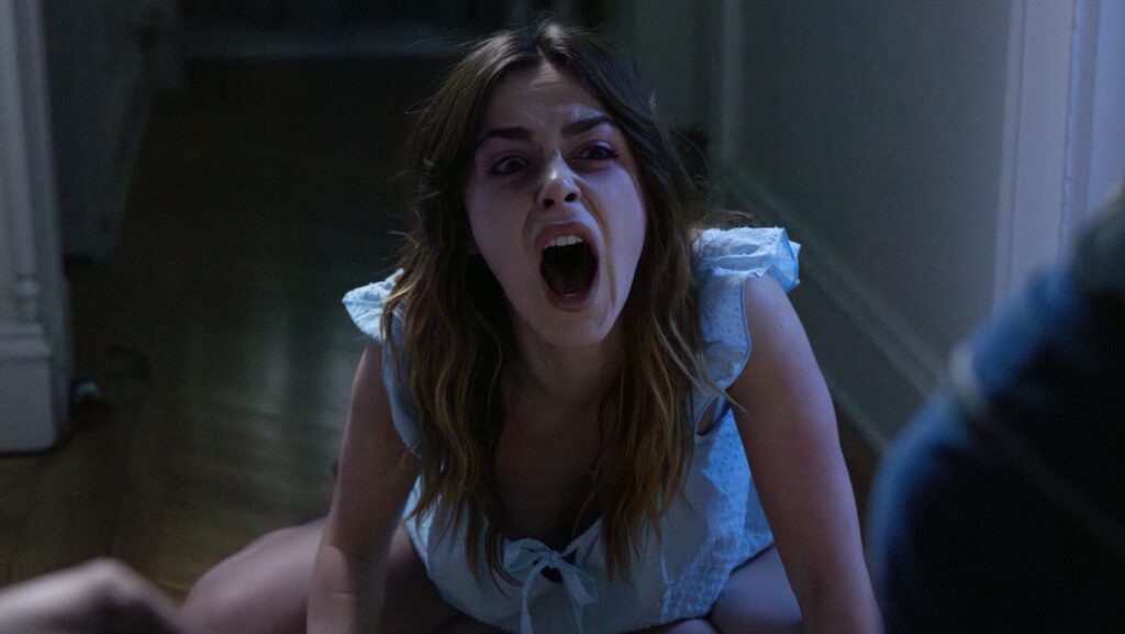 Kiernan Shipka in Hatch trailer