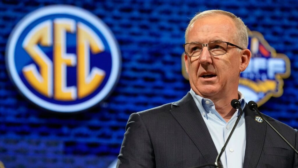Sankey implores NCAA to axe ruling allowing pro-sports betting Sankey implores NCAA to axe ruling allowing pro-sports betting
