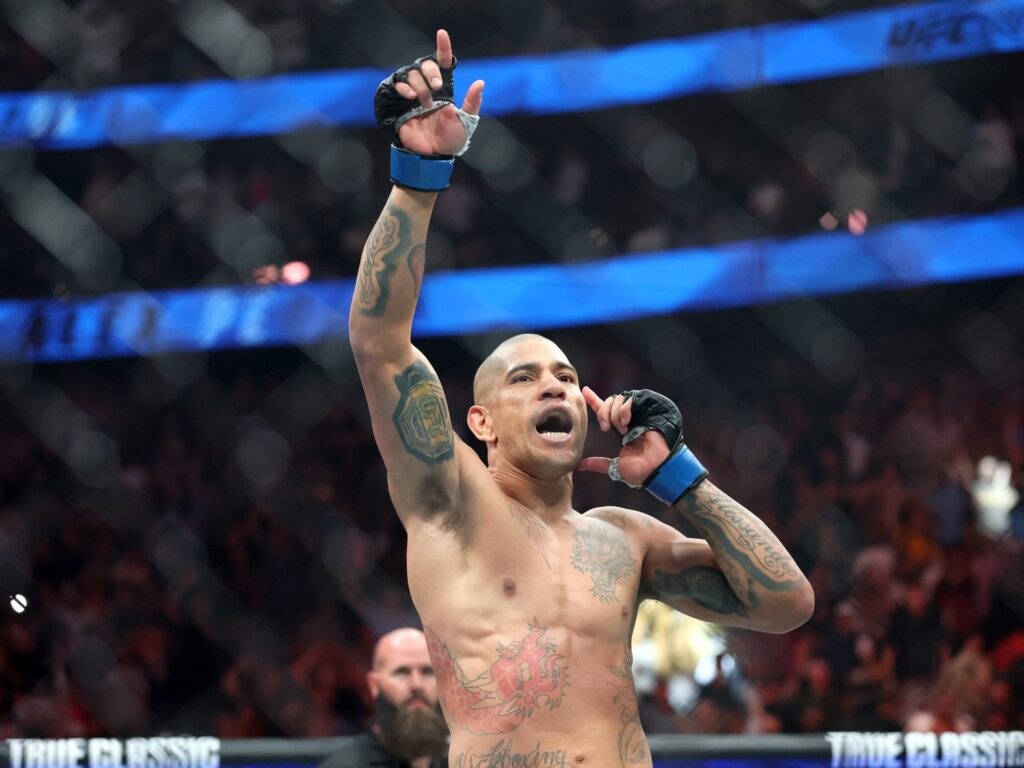 UFC 320: Pereira stuns Ankalaev with TKO to regain light heavyweight title | Mixed Martial Arts News