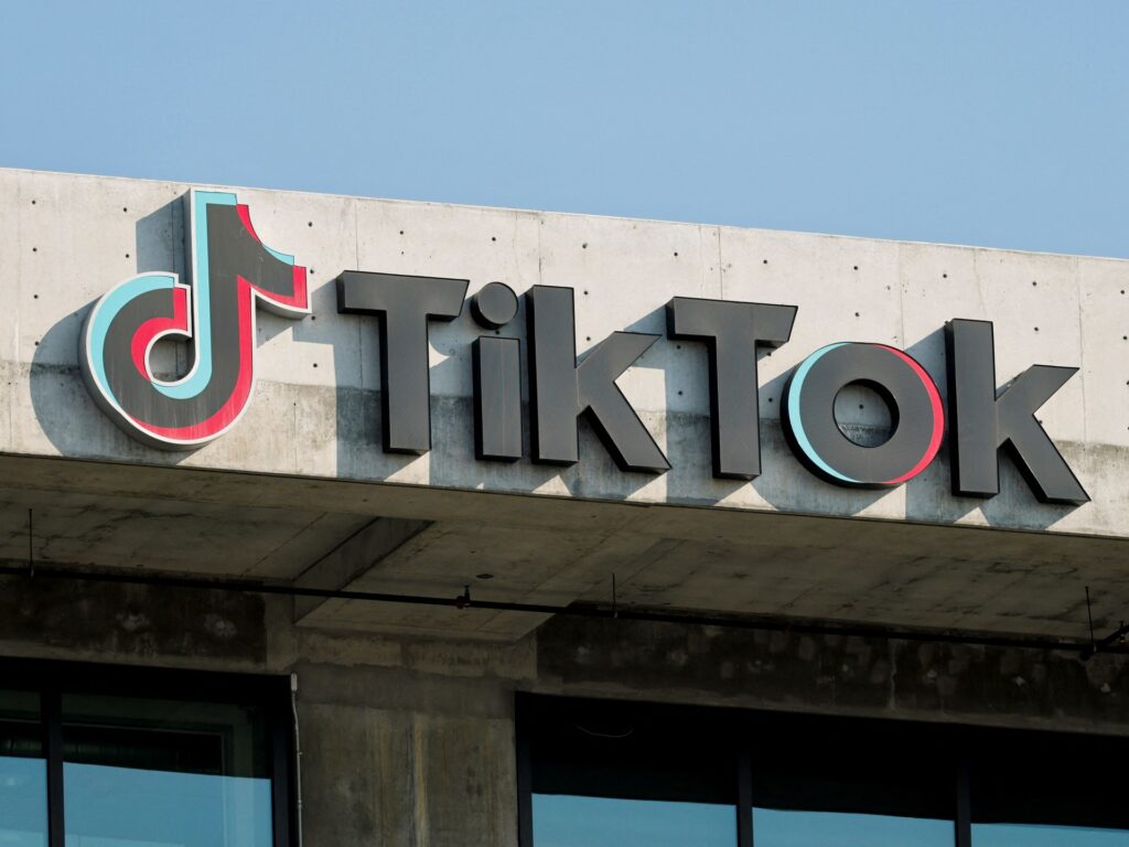 US Treasury’s Bessent says China has approved TikTok transfer deal | Social Media News US Treasury’s Bessent says China has approved TikTok transfer deal | Social Media News