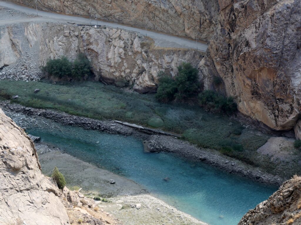 Drinking water in Tehran could run dry in two weeks, Iranian official says | Water News